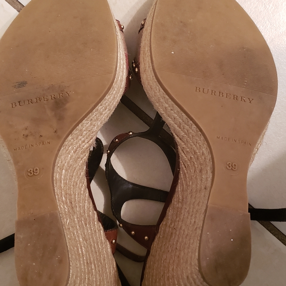 Sandals - Picture 2 of 5